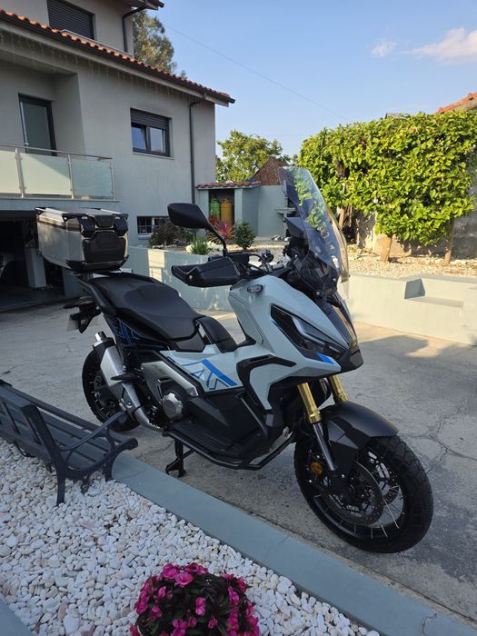 Honda Xadv 745cc