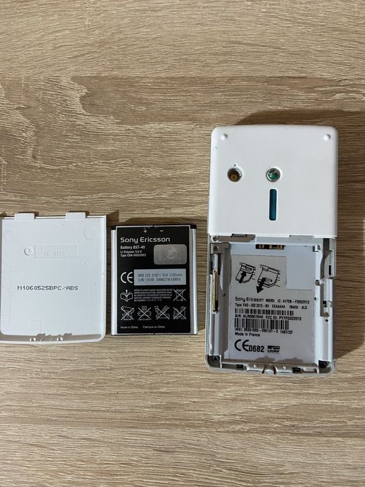 Sony ericsson M600