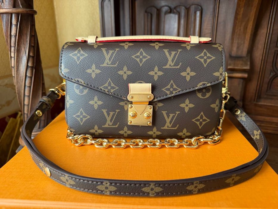 Сумка Louis Vuitton
