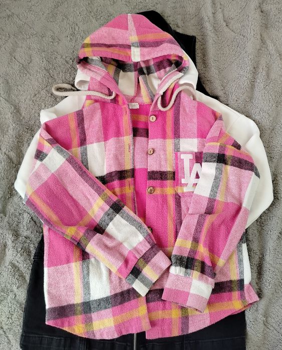 Одяг для дівчинки