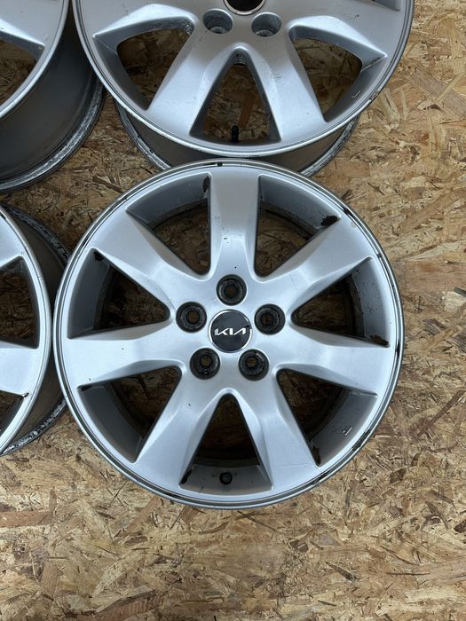 Диски5.114.3 R17 ET41 ЦО(діа)67.1 KIA титани диски