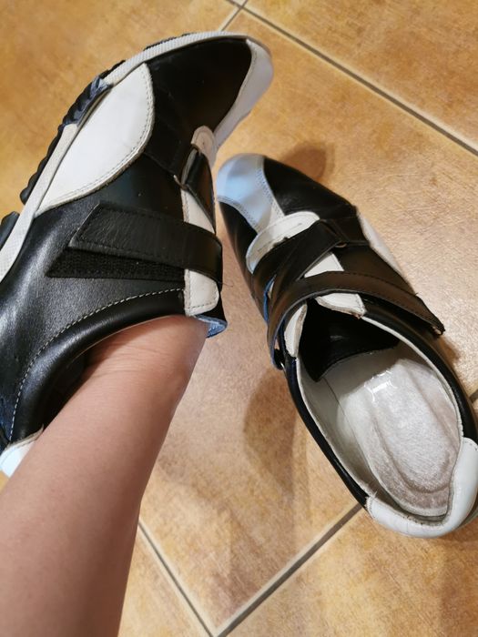 Półbuty Ryłko rozm. 36 czarno-białe,