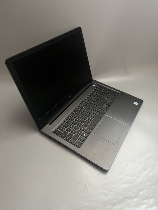 Ігровий ноутбук Dell Vostro 5568 i7-7500U nVidia GeForce 940MX SSD