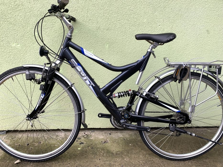 Продам велосипед Scott на 28ʼʼ алюмінієвий