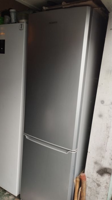 Холодильник серый sаmsung