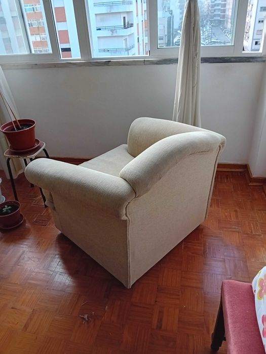 Vendo sofá de um lugar