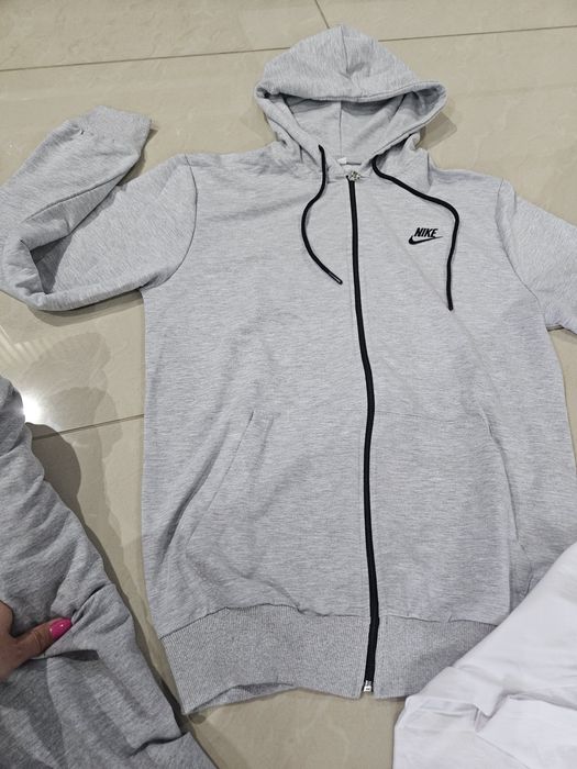 Zestaw sportowy L nike