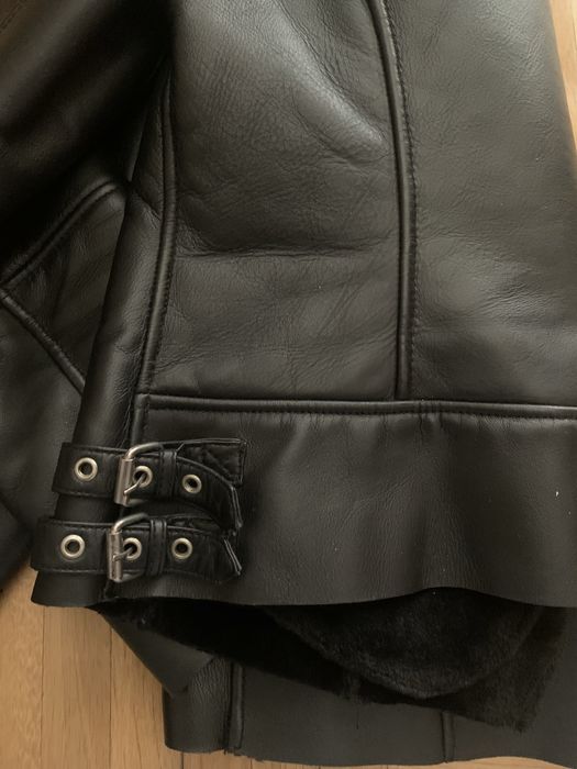 Шкіряна куртка - косуха NafNaf , розмір 40(L), підійде на М.