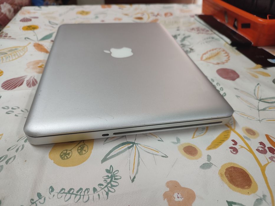 MacBook Pro Intel Core I5