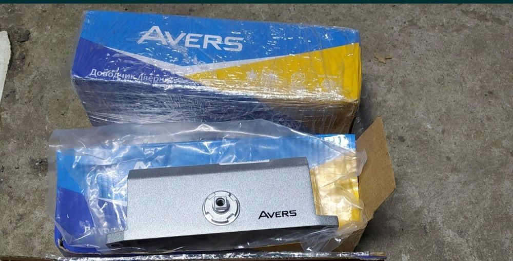 Доводчик дверной