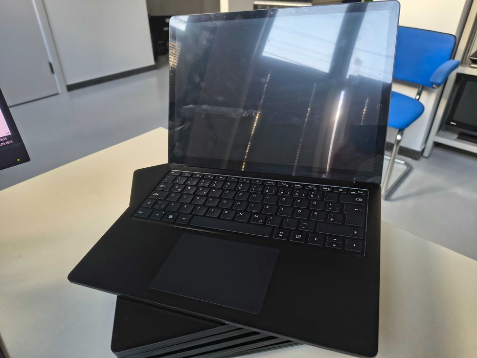 Акція Microsoft Surface Laptop 4 Core i5-1145G7\16Gb-DDR4-256Gb сенсор