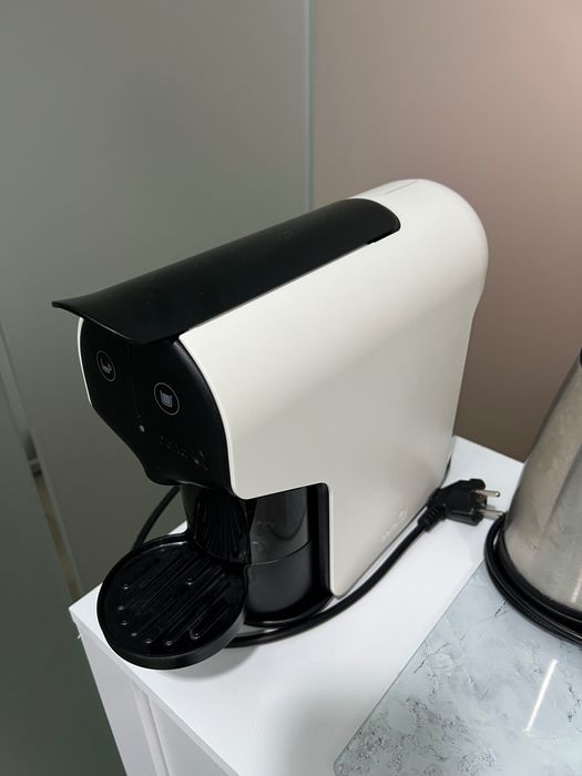 Máquina de Café DELTA Q Quick Branco