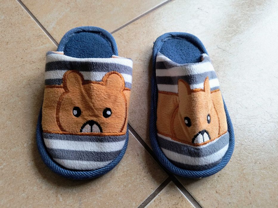 pantofle chłopięce rozmiar 30-31