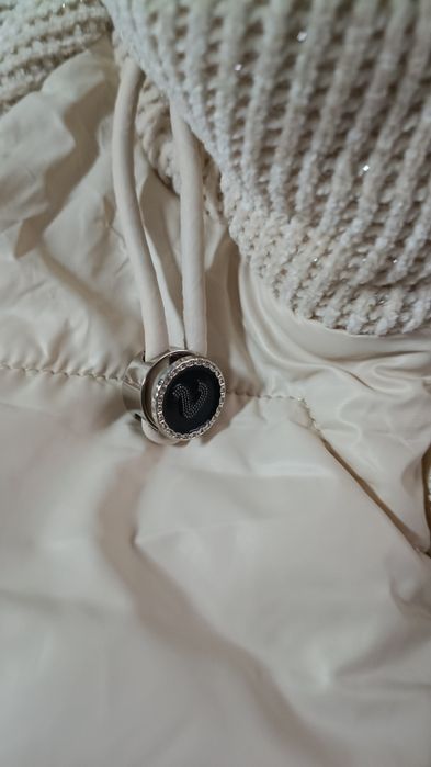 Sprzedam elegancką kurtkę damską .z dodatkami  zamszu