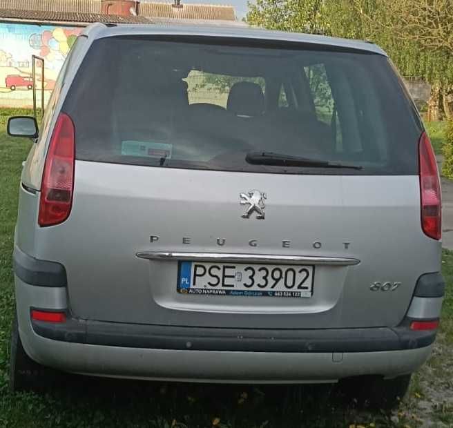 Peugeot 807