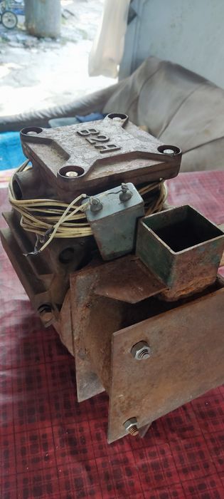 Крупорушка, зернодробилка