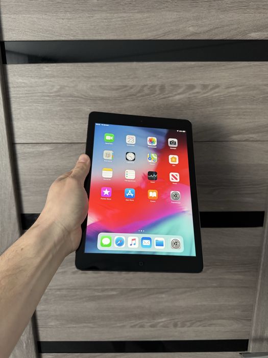 Apple iPad Air 1 16Gb Wi-Fi Планшет Apple