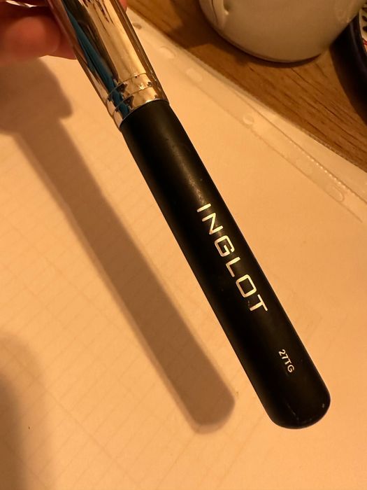 Pędzel Inglot prawie jak nowy