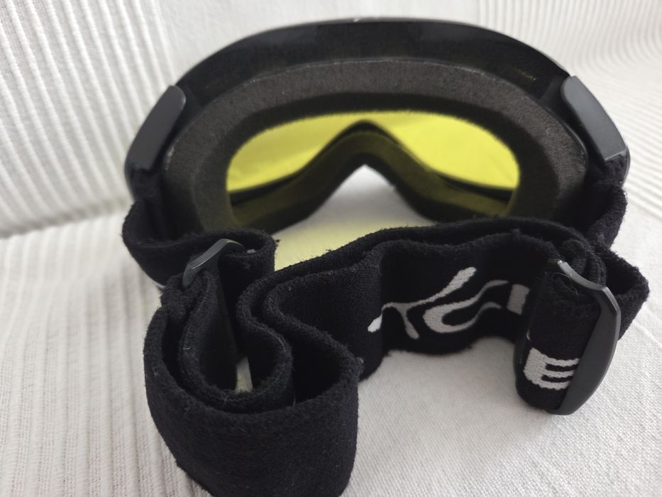 Gogle narciarskie dziecięce żółte