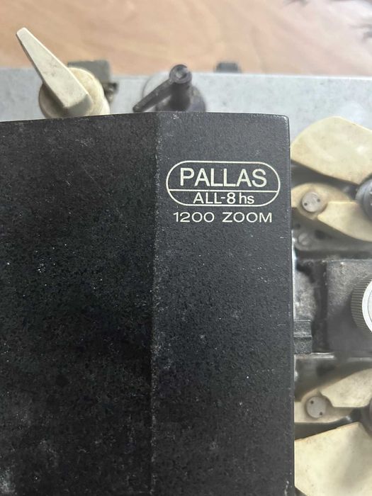 Projector de bobines PALLAS HS-1200 S-8 Zoom