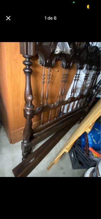 Cama Em Madeira Maciça - Impecável