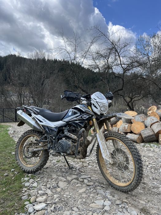 Продам сенке 250