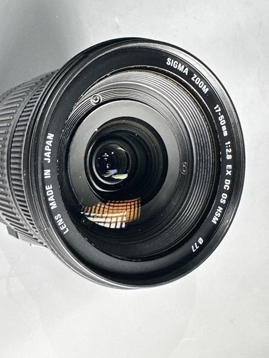 Sigma 17-50mm f/2.8 EX DC OS Canon