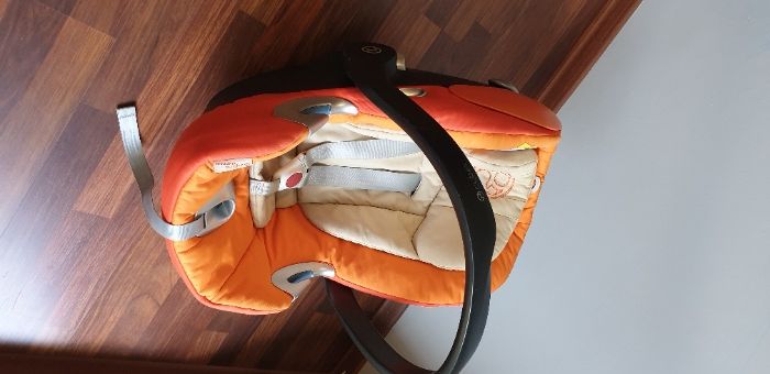 Fotelik Samochodowy CYBEX ATON Q 0-13Kg + Adaptery
