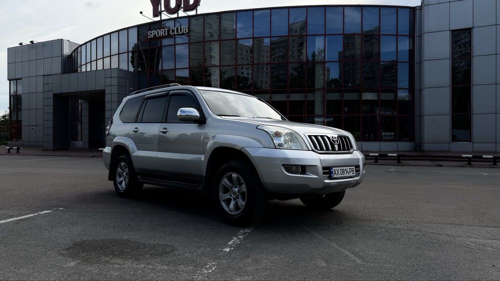 Toyota Land Cruiser 120 (2005 р випуску)