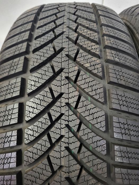 Opony zimowe semperit 255/55r18 nowe 9mm