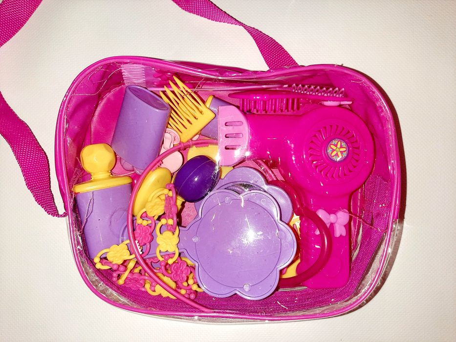 Новый игровой набор для девочек "Парикмахер" в сумочке