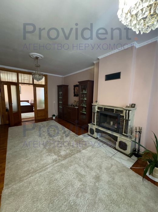 Продаж будинку поруч з центром|270м2
