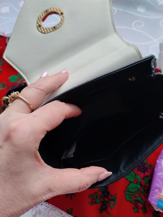 Elegancka torebka unikalna  nowa