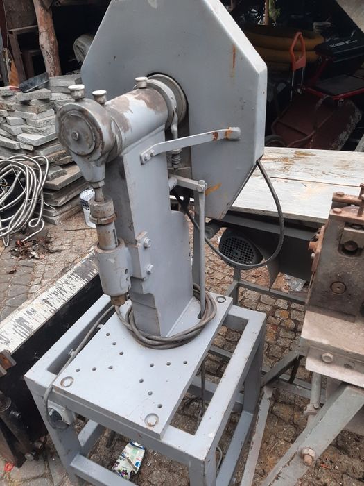 Szlifierka na dwa  kamienie frezarka 230v  prasa