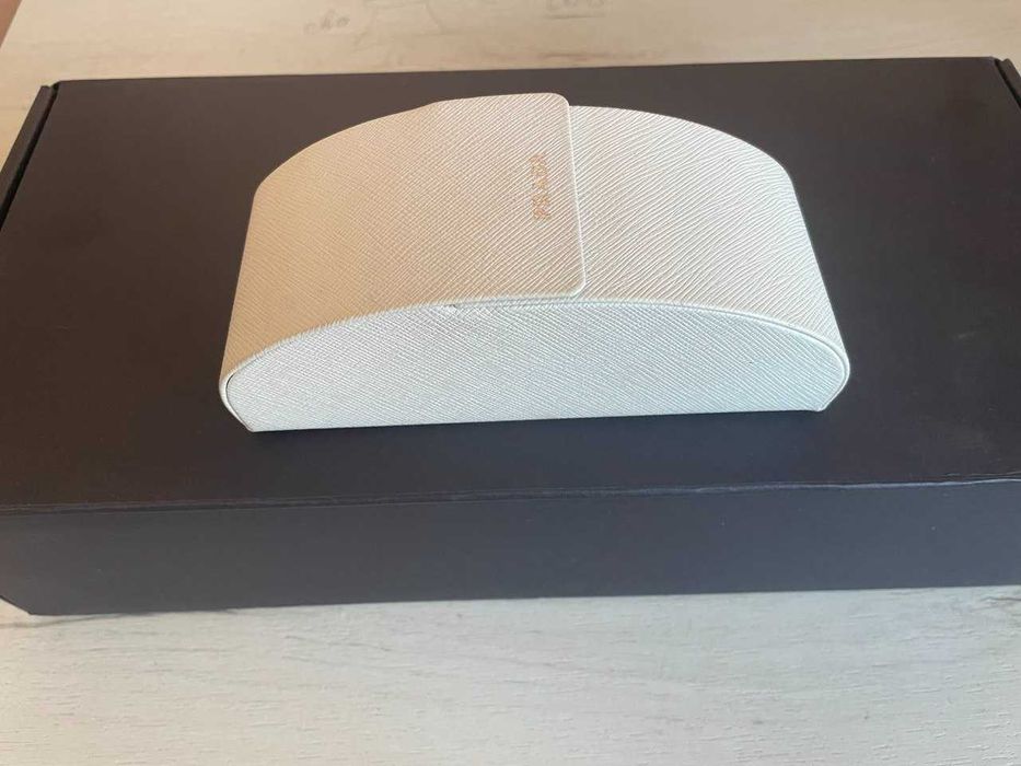 Футляр для окулярів PRADA Saffiano, білий — оригінал