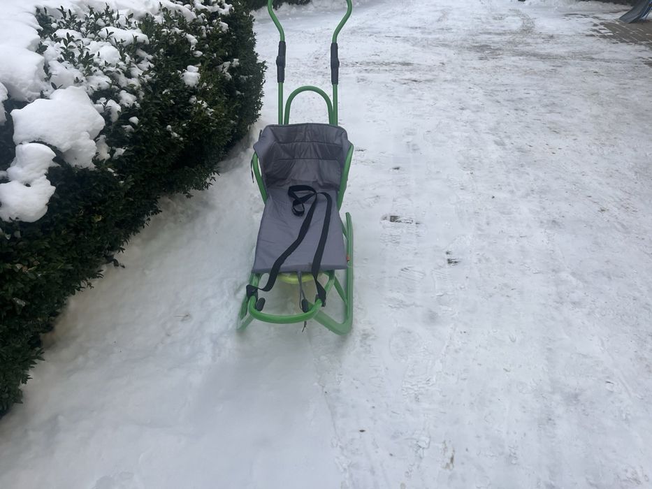 Дитячі санки з ручкою для штовхання