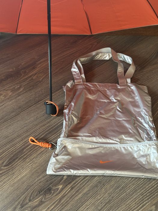 Зонтик,парасолька Nike 2 в 1