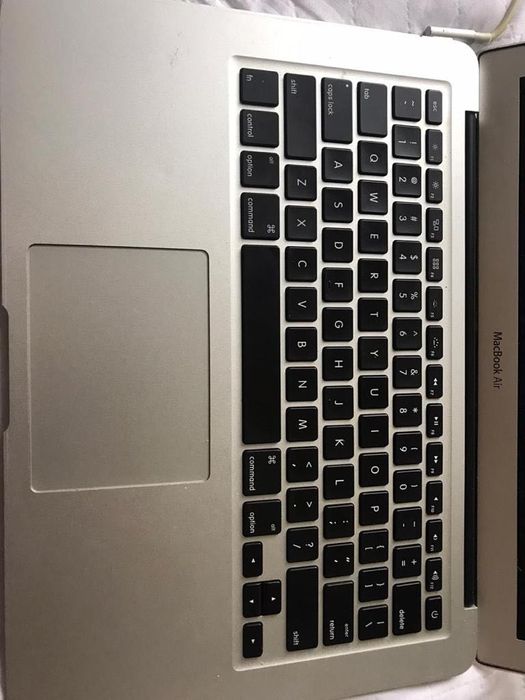 MacBook Air 2011