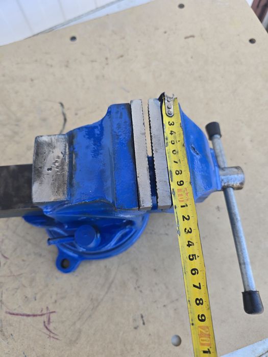Imadło stalowe niemieckie obrotowe 15 kg.