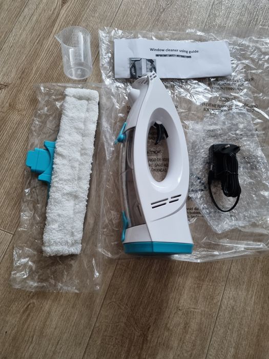 Пилосос віконний акумуляторний