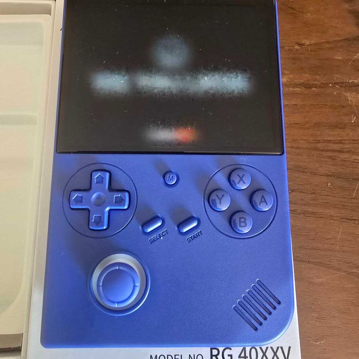 Consolas Retro Anbernic RG35XX Plus e RG40XXV — Novas