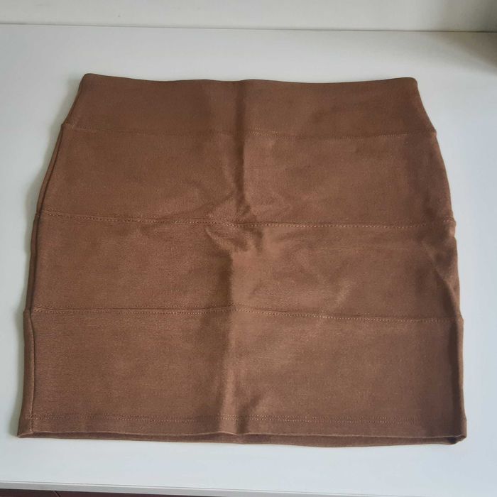 Mini Elastic Skirt in Brown-Gold, Estimated Size S64738772799618120