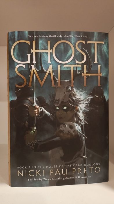 Ghostsmith. Nicki Pau Preto