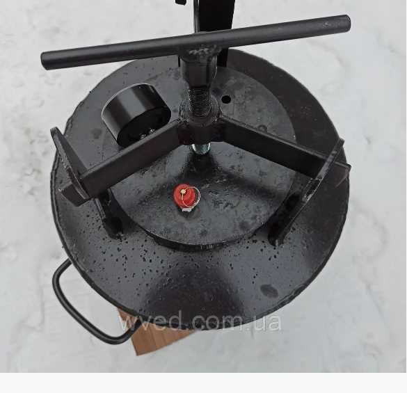 На 16 банок (також є-10;16;24;32банок) Автоклав (Харківський завод