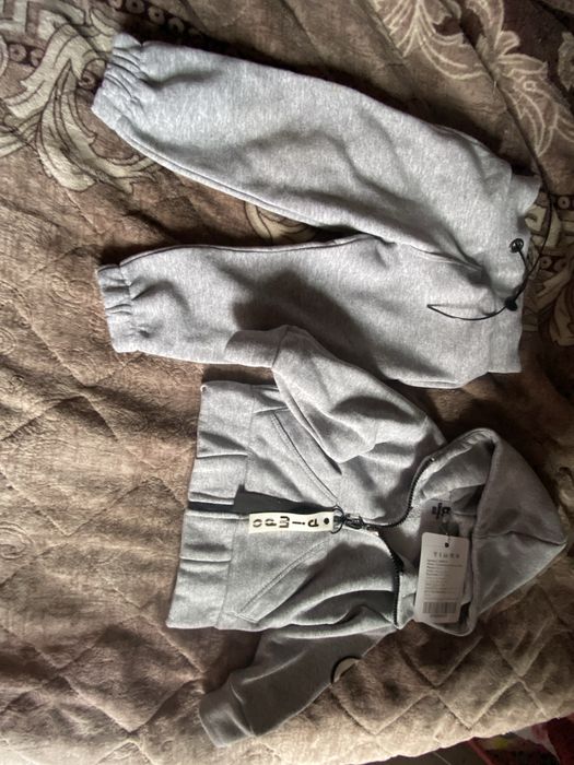 Навенький костюм отеплений