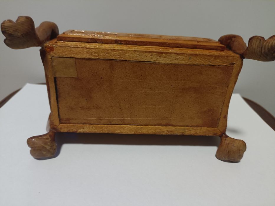 Шкатулка дерев'яна ручної роботи