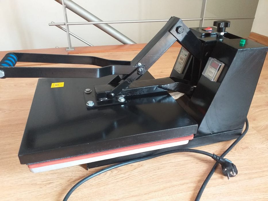 Prensa térmica estampagem