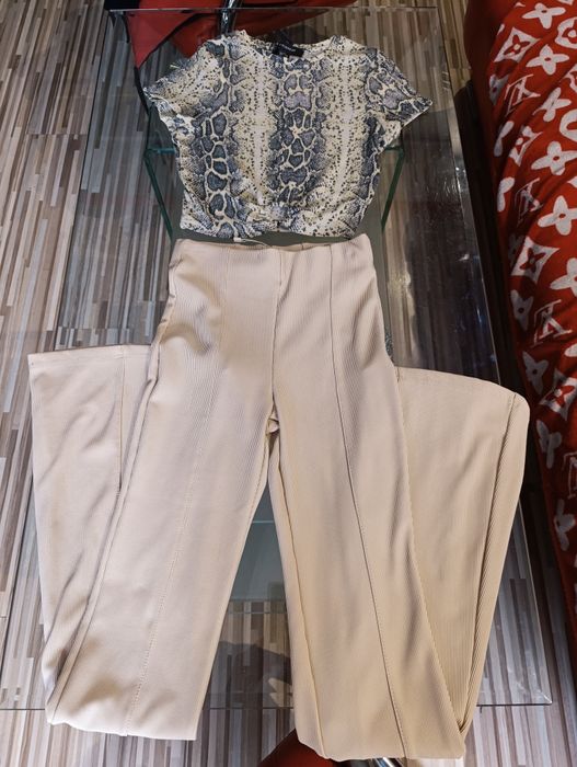 Spodnie Bershka kremowe flare