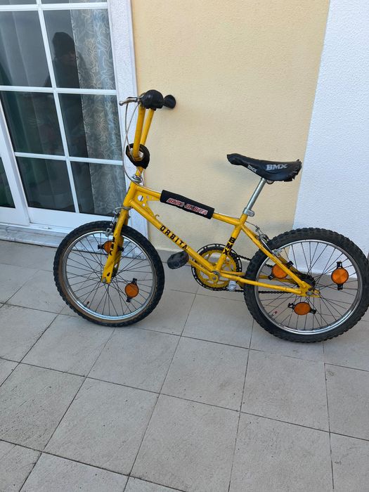 Bicicleta BMX clássica