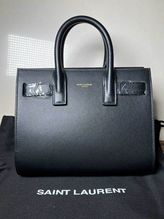 Сумка Yves Saint Laurent Sac De Jour